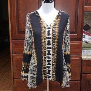 Ladies long sleeve blouse